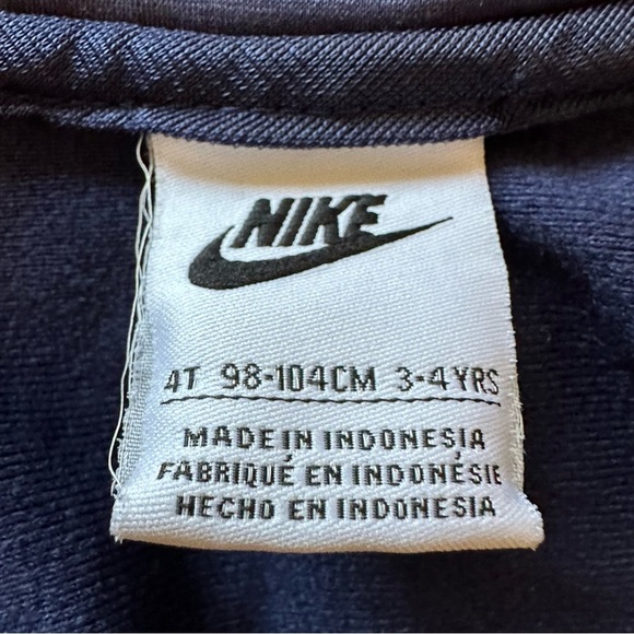 🌟3/$20🌟 Nike navy track jacket for toddler 3-4 - Picture 3 of 3